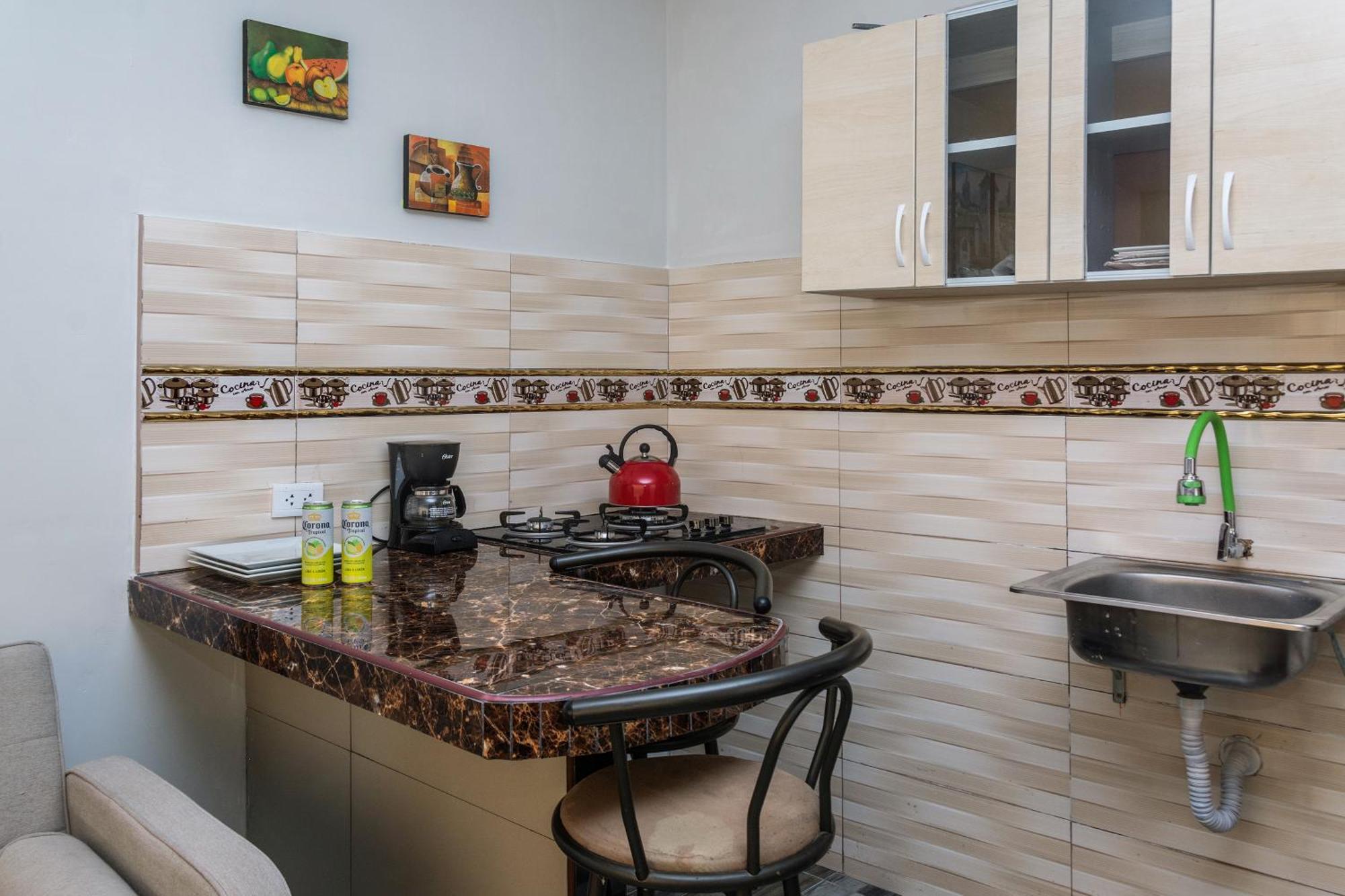 Transfer Vip Hostel Лима Экстерьер фото